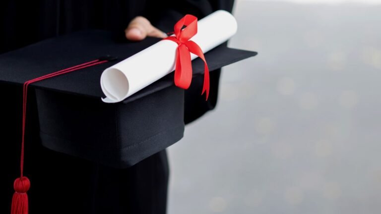 MBA ou Pós-Graduação: Qual a Diferença e Qual Vale Mais a Pena?